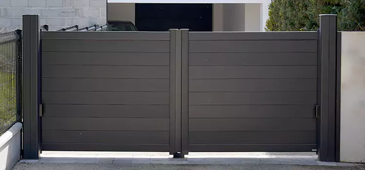 Common Residential Gate Issues We Resolve in Green Bay, WI
