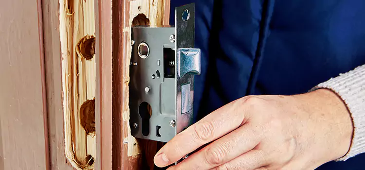 Garage Door Lock Replacement Green Bay